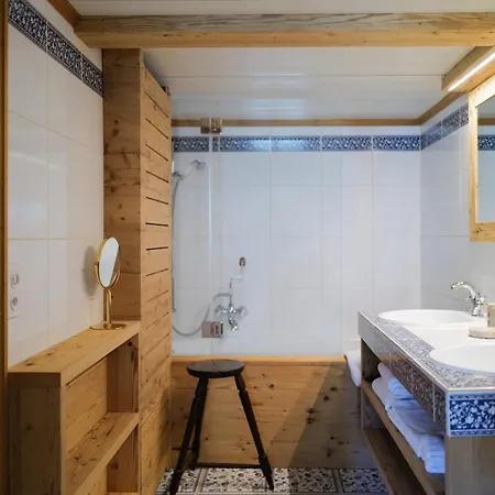 Le Saanen Chalet Gstaad